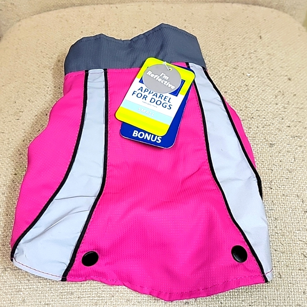 NWT pink Top-Paw Jacket Size small